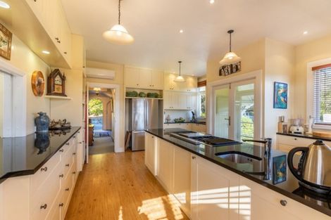 Photo of property in 16 Ngatitama Street, Nelson South, Nelson, 7010