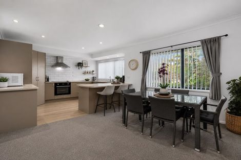 Photo of property in 26 Magnolia Drive, Waiuku, 2123