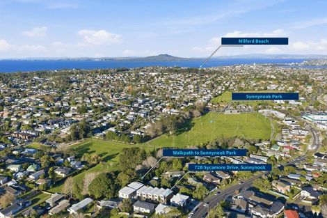 Photo of property in 72b Sycamore Drive, Sunnynook, Auckland, 0620
