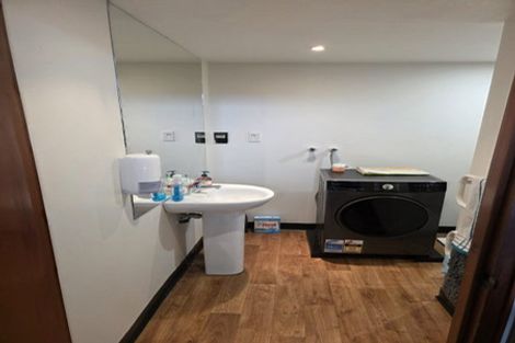 Photo of property in 1/136 Holly Road, St Albans, Christchurch, 8014