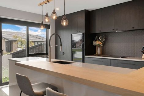 Photo of property in 72 Lady Isaac Drive, Rolleston, 7615