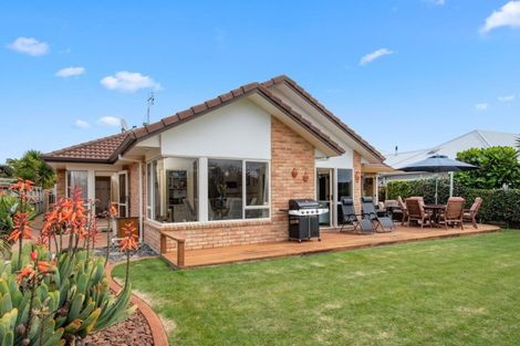 Photo of property in 45 Oriental Parade, Papamoa Beach, Papamoa, 3118