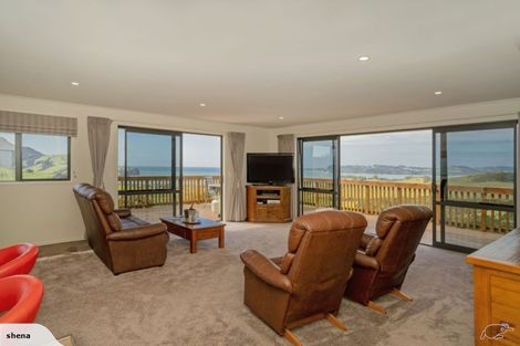 Photo of property in 158 Centennial Drive, Whitianga, 3510