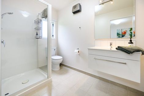 Photo of property in 8 Waterloo Crescent, Hokowhitu, Palmerston North, 4410