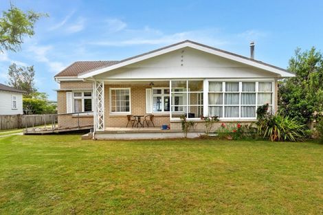 Photo of property in 35 De Lautour Road, Inner Kaiti, Gisborne, 4010