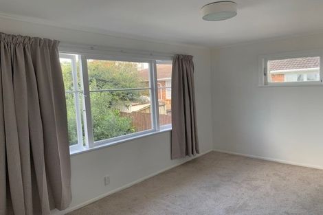 Photo of property in 2/182 Archers Road, Glenfield, Auckland, 0629