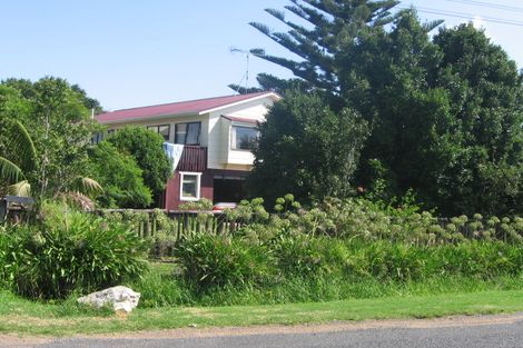 Photo of property in 15 Nikau Road, Oneroa, Waiheke Island, 1081