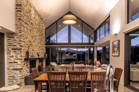 Photo of property in 14 Waimana Place, Wanaka, 9305