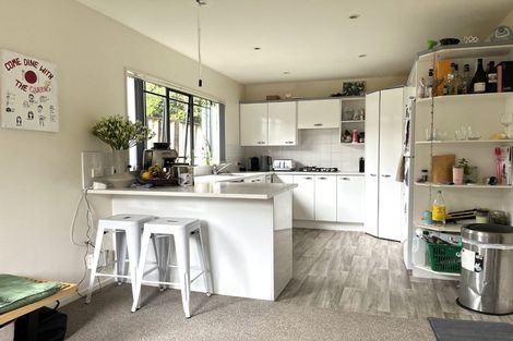 Photo of property in 4a Kingsway, Three Kings, Auckland, 1024