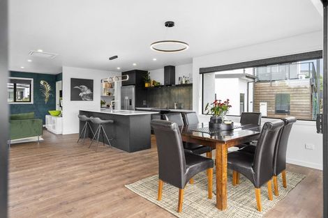 Photo of property in 9 Ada Close, Cambridge, 3434