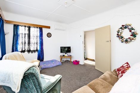 Photo of property in 443 Tay Street, Turnbull Thomson Park, Invercargill, 9810
