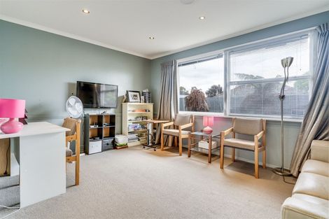 Photo of property in 4 Merton Place, Bryndwr, Christchurch, 8053