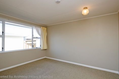 Photo of property in 28 Birmingham Street, Takaro, Palmerston North, 4412