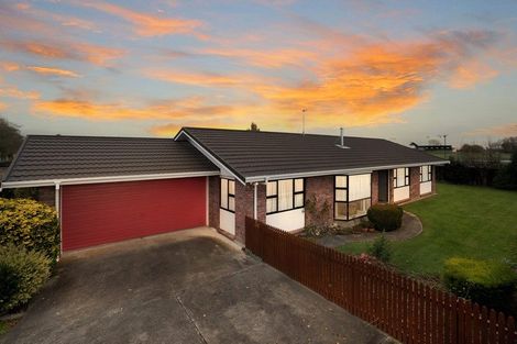 Photo of property in 124 Amberley Avenue, Highbury, Palmerston North, 4412