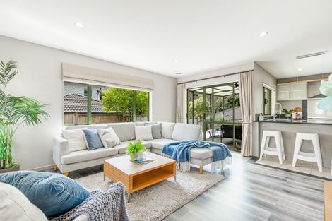 Photo of property in 12 Kunzea Place, Greenhithe, Auckland, 0632