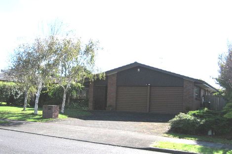 Photo of property in 35 Cornelian Crescent, Half Moon Bay, Auckland, 2012