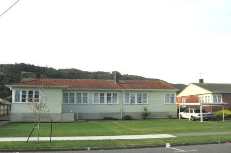 Photo of property in 40 Poole Street, Taita, Lower Hutt, 5011