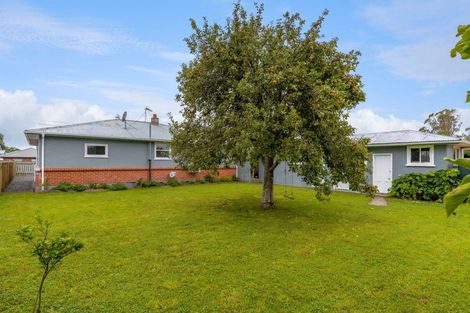 Photo of property in 2 Plimsoll Street, Carterton, 5713