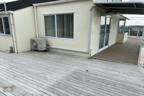 Photo of property in 36 Bronzewing Terrace, Unsworth Heights, Auckland, 0632