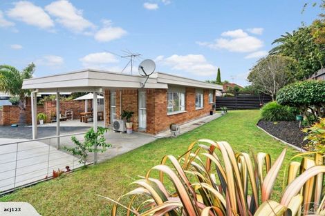 Photo of property in 2/37 Galvan Avenue, Sunnyhills, Auckland, 2010