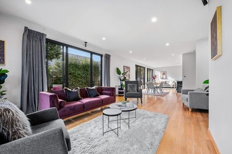 Photo of property in 28 Orr Crescent, Hutt Central, Lower Hutt, 5011