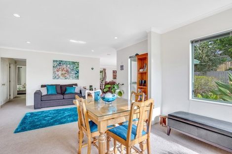Photo of property in 3 Princess Maria Place, Massey, Auckland, 0614