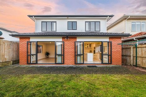 Photo of property in 3 Magnolia Place, Flat Bush, Auckland, 2016