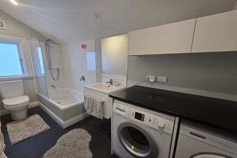 Photo of property in 21 Kotari Road, Days Bay, Lower Hutt, 5013