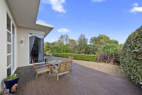 Photo of property in 5 Oldfield Court, Huntington, Hamilton, 3210