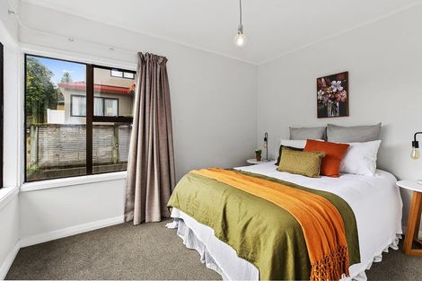 Photo of property in 44 The Drive, Tawa, Wellington, 5028