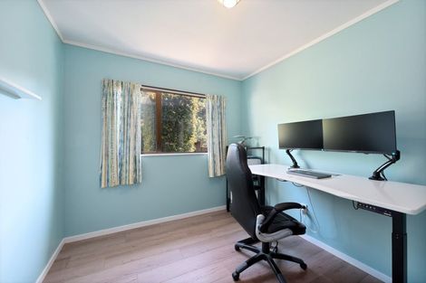 Photo of property in 2/6 Orton Street, Glenfield, Auckland, 0627