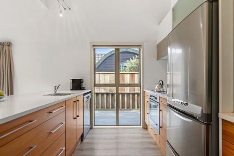 Photo of property in 7 Woodford Way, Crofton Downs, Wellington, 6035