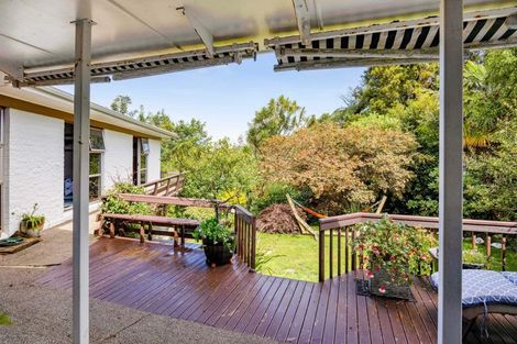 Photo of property in 8 Totara Terrace, Inglewood, 4330