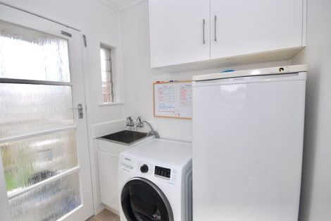 Photo of property in 1/11 Kapiti Place, Sunnynook, Auckland, 0620