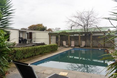 Photo of property in 56 New York Street, Martinborough, 5711