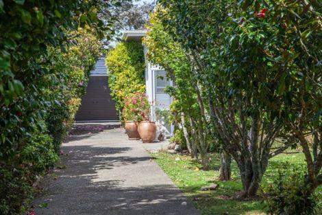 Photo of property in 5 Hollies Crescent, Johnsonville, Wellington, 6037