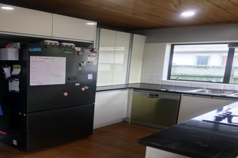 Photo of property in 2/409 West Coast Road, Glen Eden, Auckland, 0602