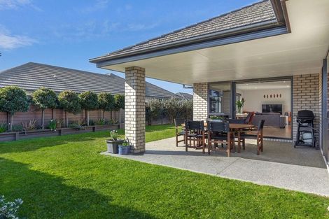 Photo of property in 14 Webber Street, Cambridge, 3434