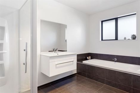 Photo of property in 4 Old Farm Place, Rangiora, 7400