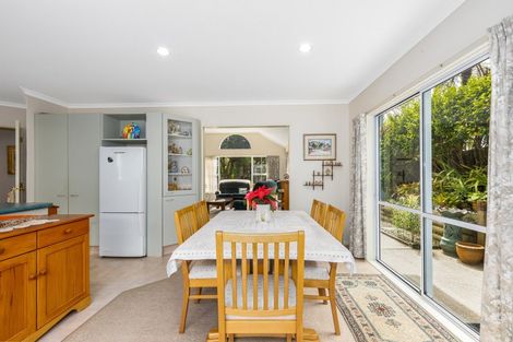 Photo of property in 41a Winara Avenue, Waikanae, 5036