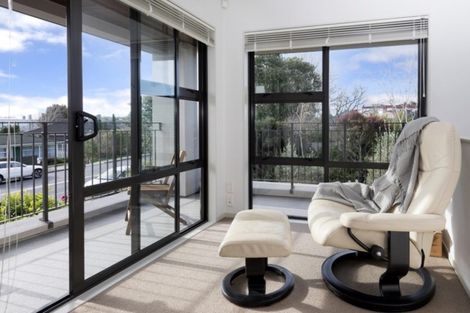 Photo of property in 170a Ridge Road, Howick, Auckland, 2014