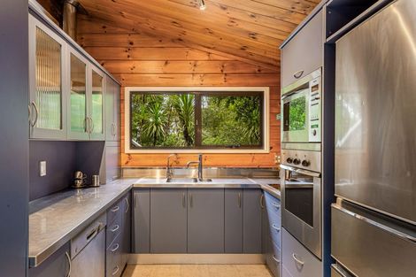 Photo of property in 66 Shetland Street, Glen Eden, Auckland, 0602