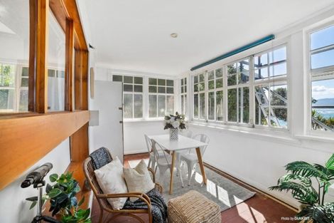 Photo of property in 4 Beach Street, Island Bay, Wellington, 6023