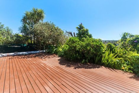 Photo of property in 2/39 Browns Bay Road, Browns Bay, Auckland, 0630