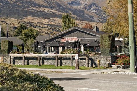 Photo of property in 5 Pigeon Place, Glenorchy, 9372