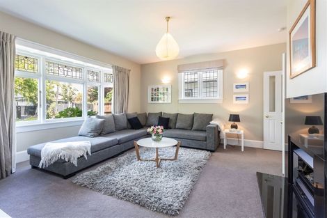 Photo of property in 16 Elmwood Road, Strowan, Christchurch, 8052