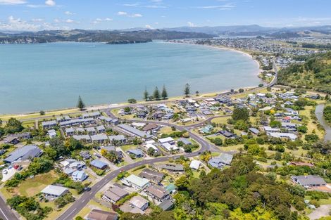 Photo of property in 28 Centennial Drive, Whitianga, 3510