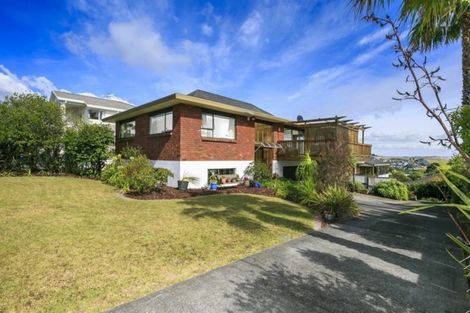 Photo of property in 1/16 Toroa Street, Torbay, Auckland, 0630