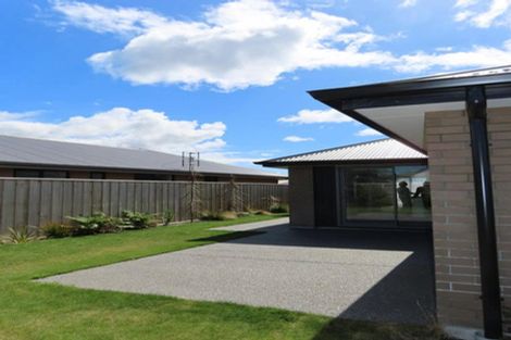 Photo of property in 7 Stackwood Avenue, Woodend, 7610