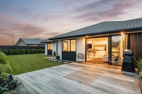 Photo of property in 64 Whitburn Avenue, Halswell, Christchurch, 8025